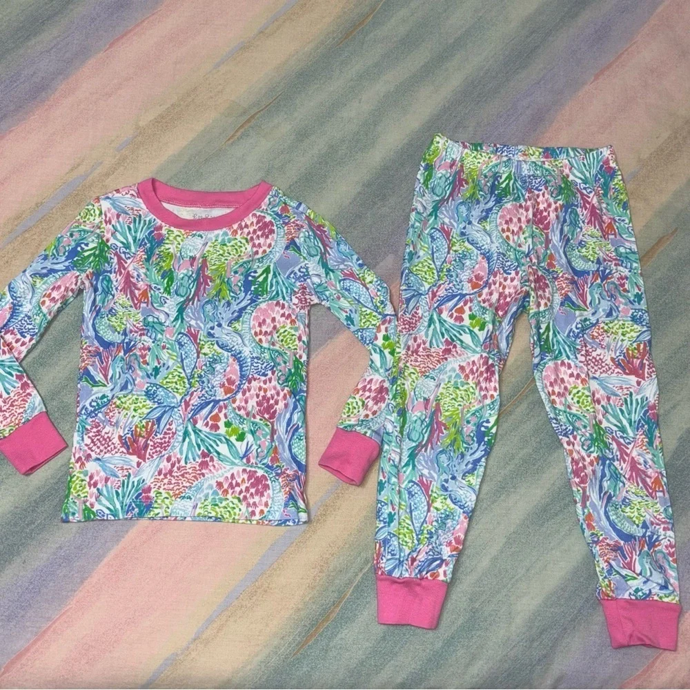 Lily Pulitzer Colorful Floral Pajama Set size 4